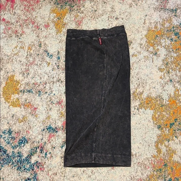 Hard tail ribbed pencil skirt - Picture 3 of 5